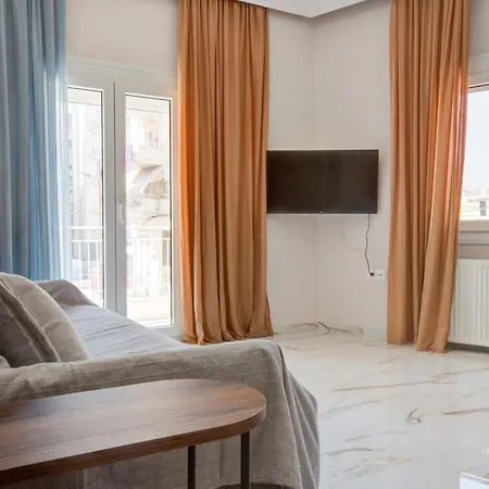 Sunray Apartment, Vesta Philoxenia Apartment *